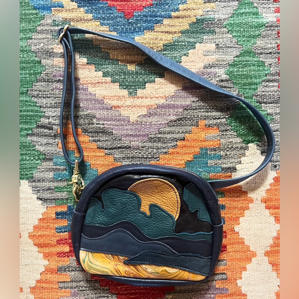 Grooves and Grain brand new handmade leather sling bag